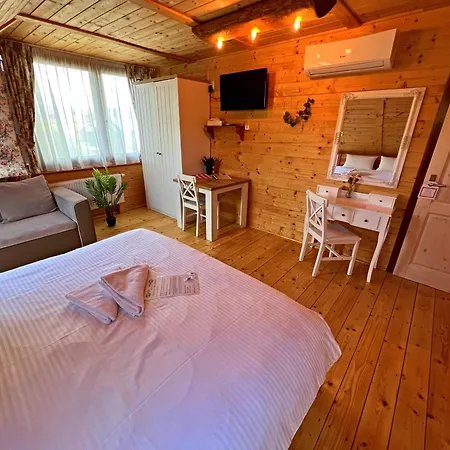 V Superior Izbach V Podkrovi Koliba Pacho Apartman