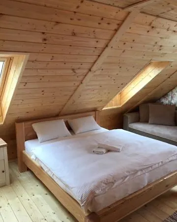 V Superior Izbach V Podkrovi Koliba Pacho Apartman