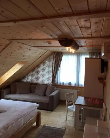 V Superior Izbach V Podkrovi Koliba Pacho Apartman