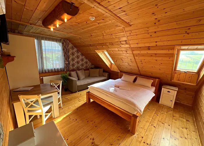 V Superior Izbách V Podkroví Koliba Pacho Appartamento Prievidza